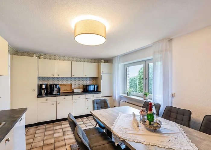 بيت للعطل Haus Im Igelweg باد مونستريفل